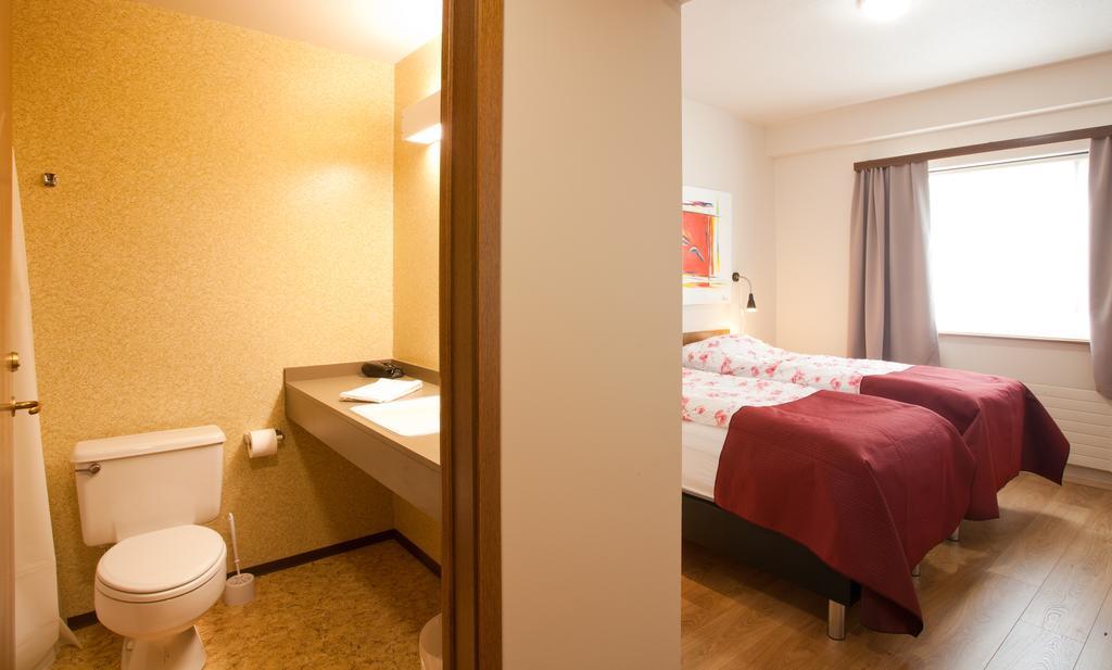Airport Inn Кефлавик Номер фото